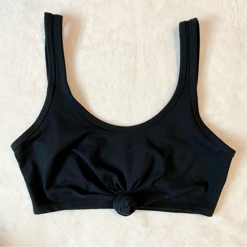 2 For $15 NEW Victoria’s Secret SPORT Crop Top XS Black